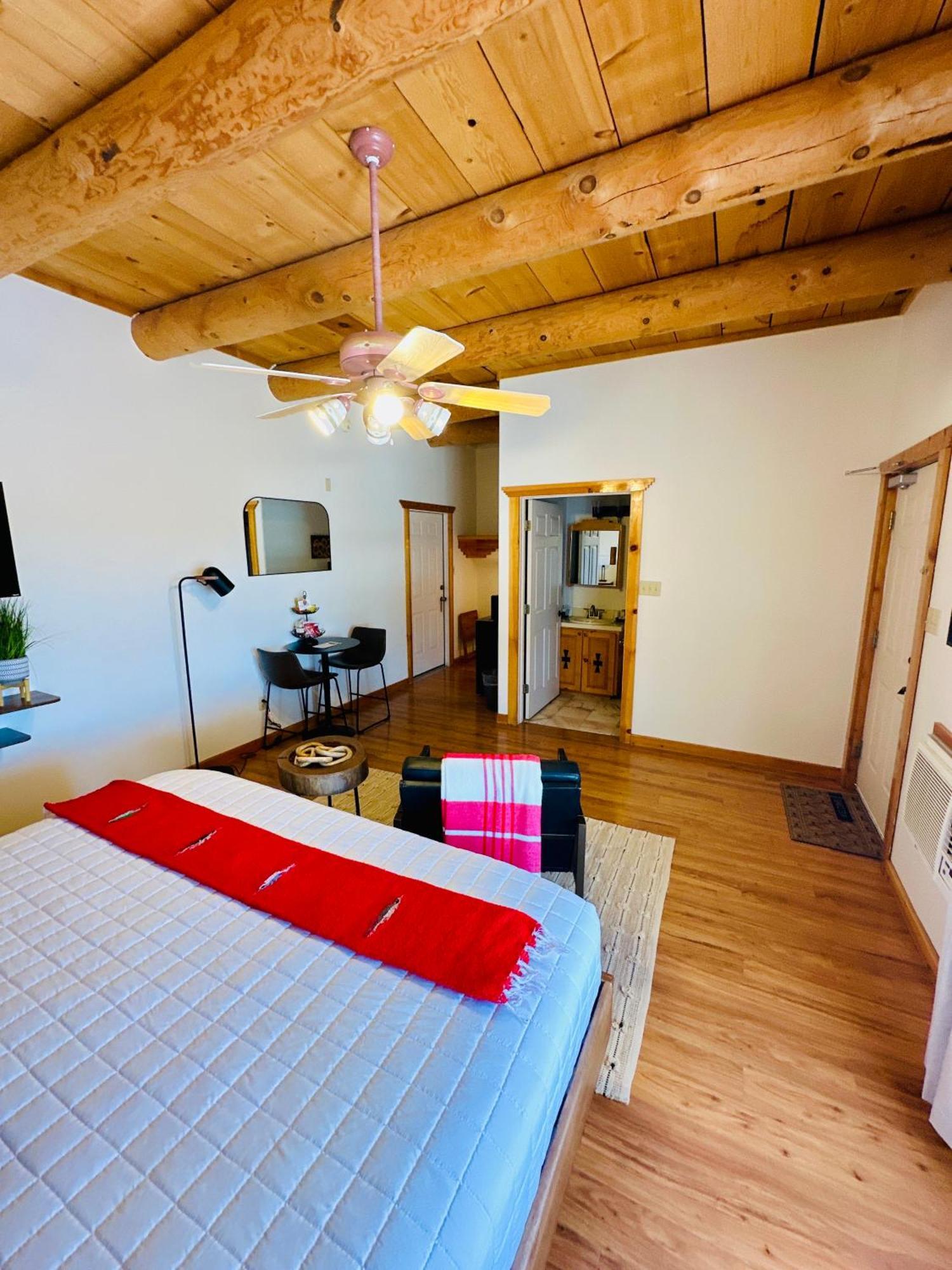 Adobe Rose Boutique Inn Артижа Экстерьер фото