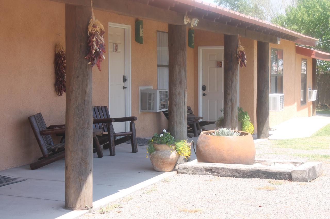Adobe Rose Boutique Inn Артижа Экстерьер фото